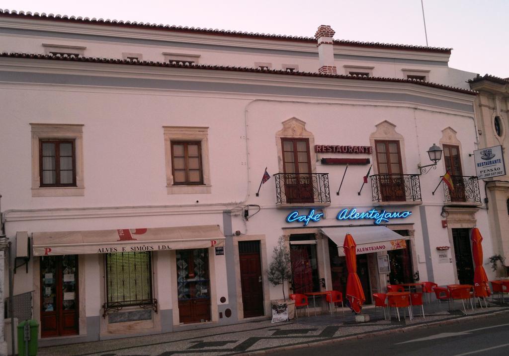 Alentejano Low Cost Hotel Estremoz Exterior foto