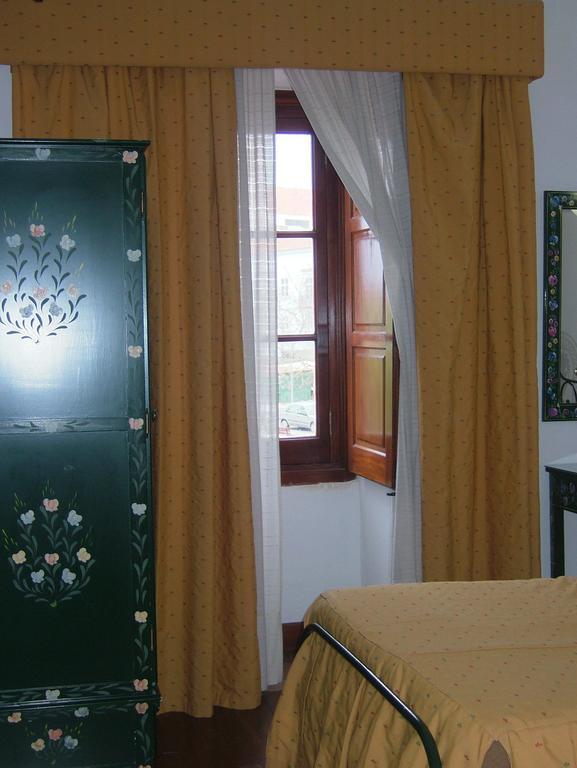 Alentejano Low Cost Hotel Estremoz Zimmer foto