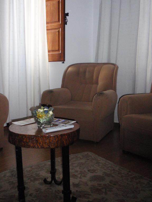 Alentejano Low Cost Hotel Estremoz Exterior foto