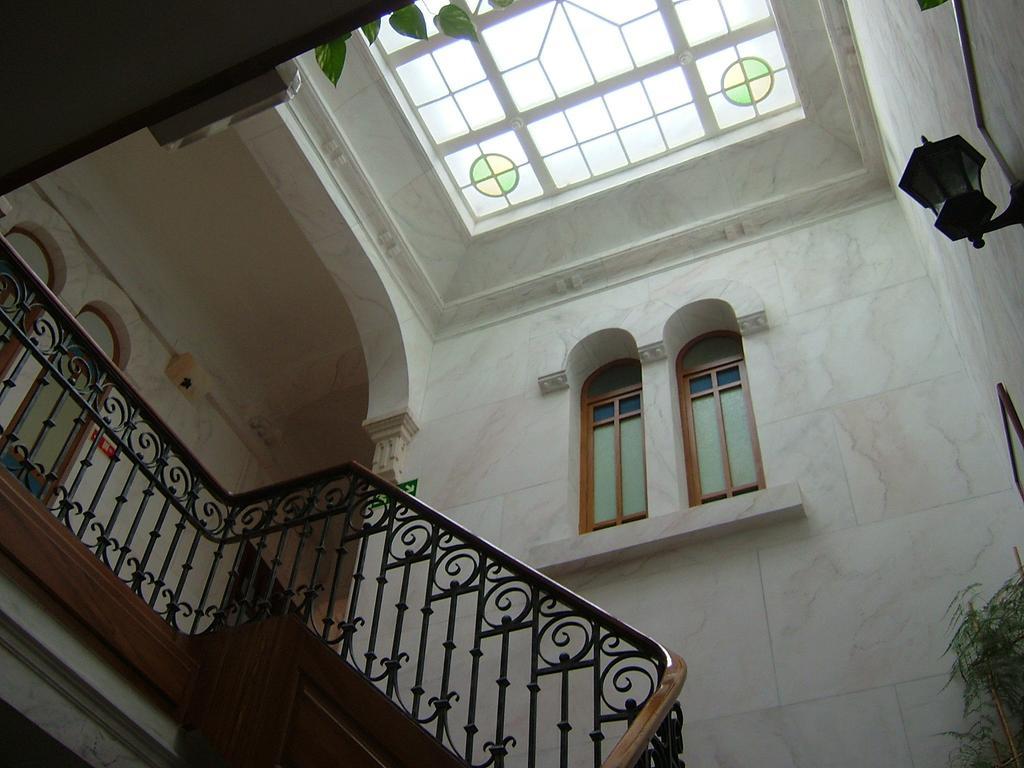 Alentejano Low Cost Hotel Estremoz Exterior foto
