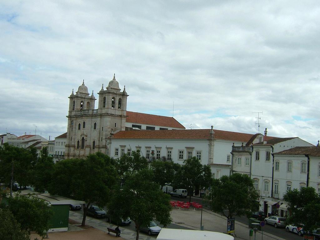 Alentejano Low Cost Hotel Estremoz Zimmer foto